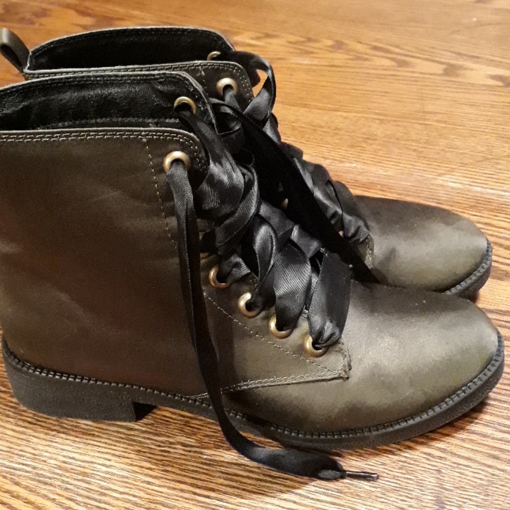 Green boots